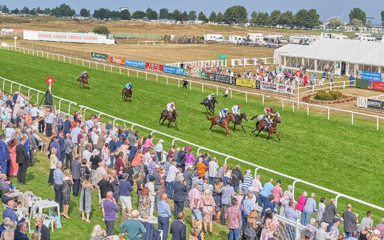 Great Yarmouth Racecourse announces 2025 fixture list