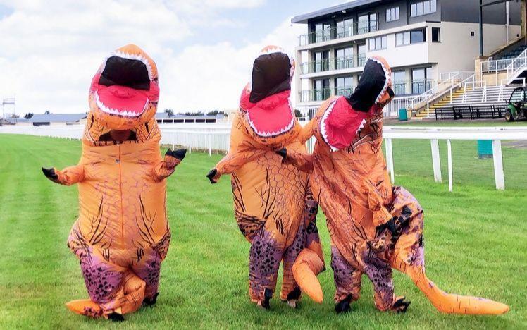 Racing League Dino Day Great Yarmouth Racecourse